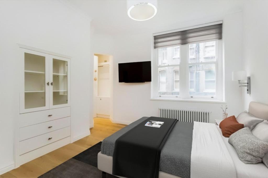 Modern Chelsea Flat, 3Bd 2Bath, With Parking Apartment Лондон Екстериор снимка